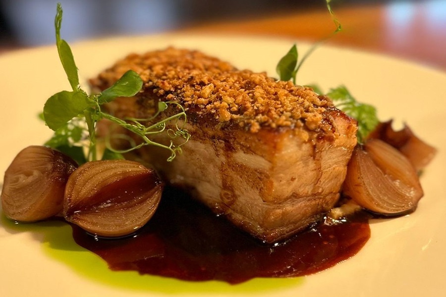 lowen Food porkbelly